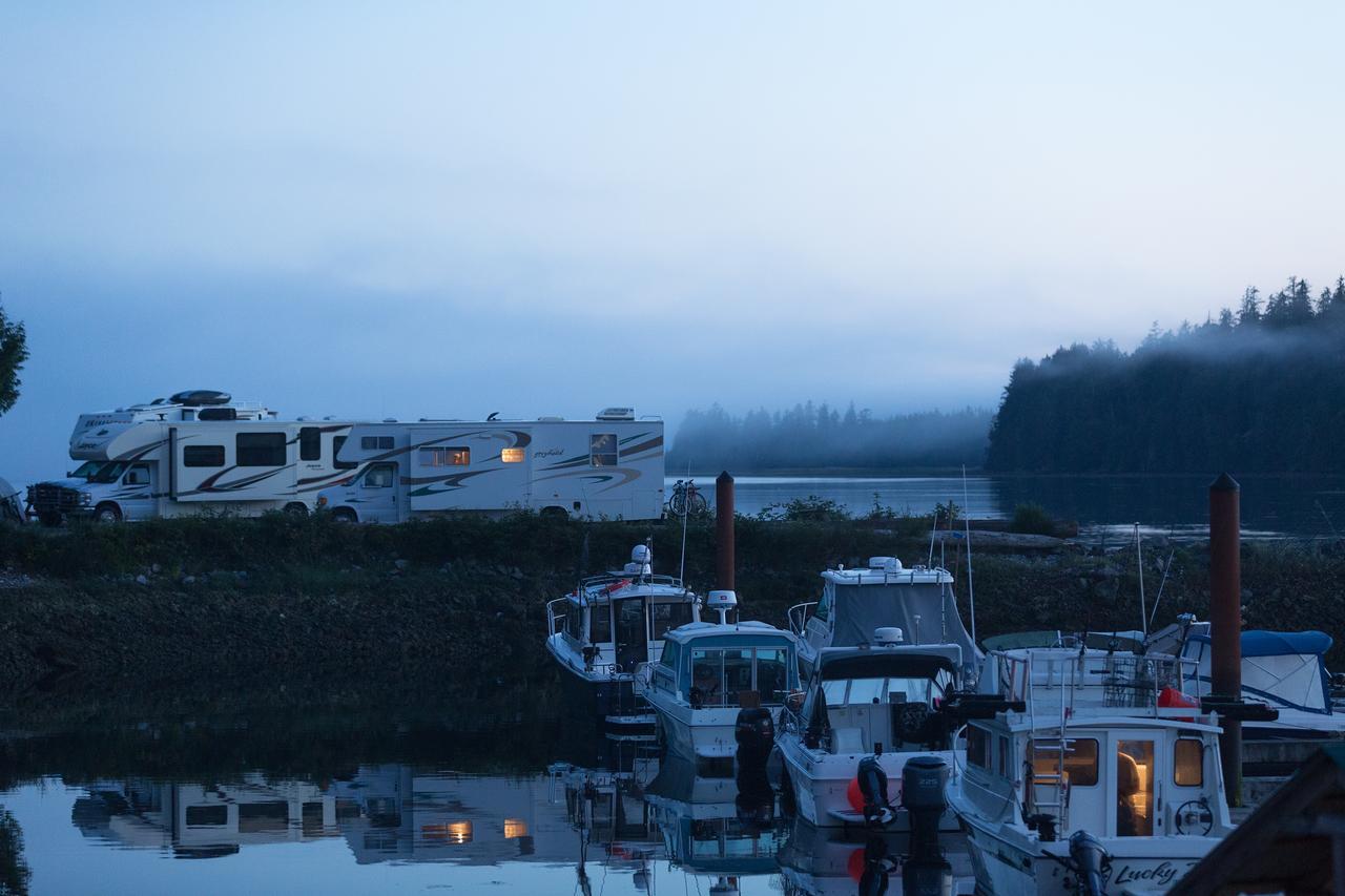 Island West Resort Ucluelet Exterior photo